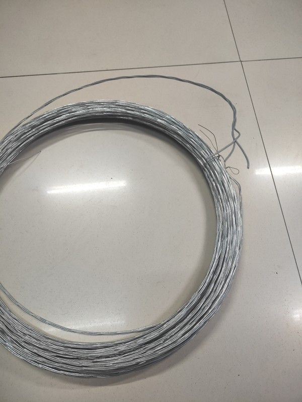 Galvanized Wire 0.9mmx3 Pcs