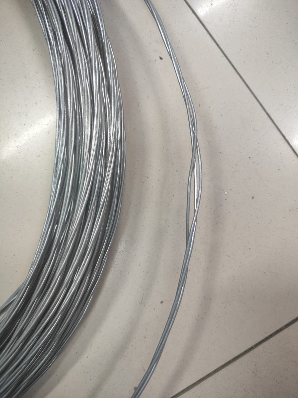 Galvanized Wire 0.9mmx3 Pcs